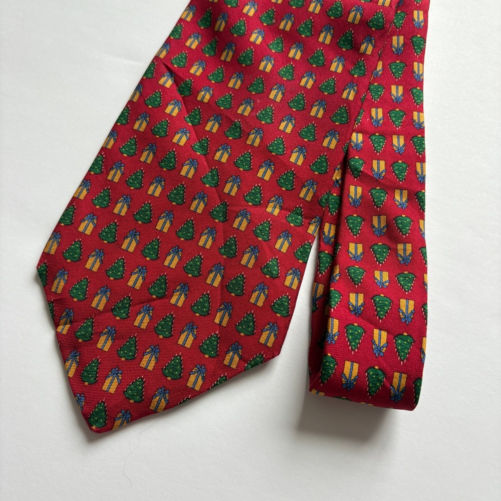 Brooks Basics Pure Silk Christmas Tie Red Trees Gifts Made in USA